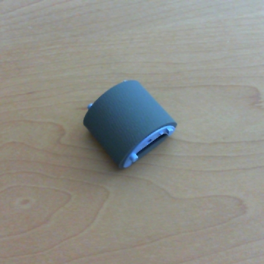 картинка RL1-0266-000 LBP2900 ROLLER, PICKUP от магазина ПП "Еней"